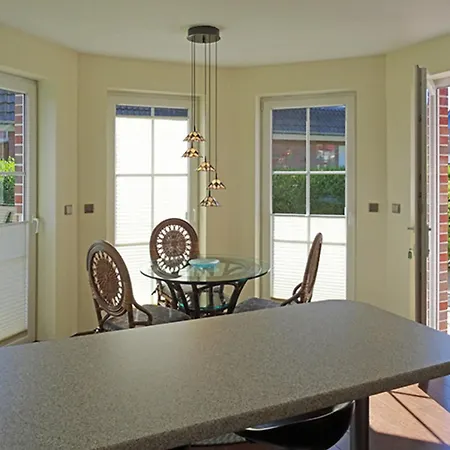 Kuestenjung Nr 1 Eg كيلينهوسن